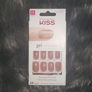 Kiss gel nails